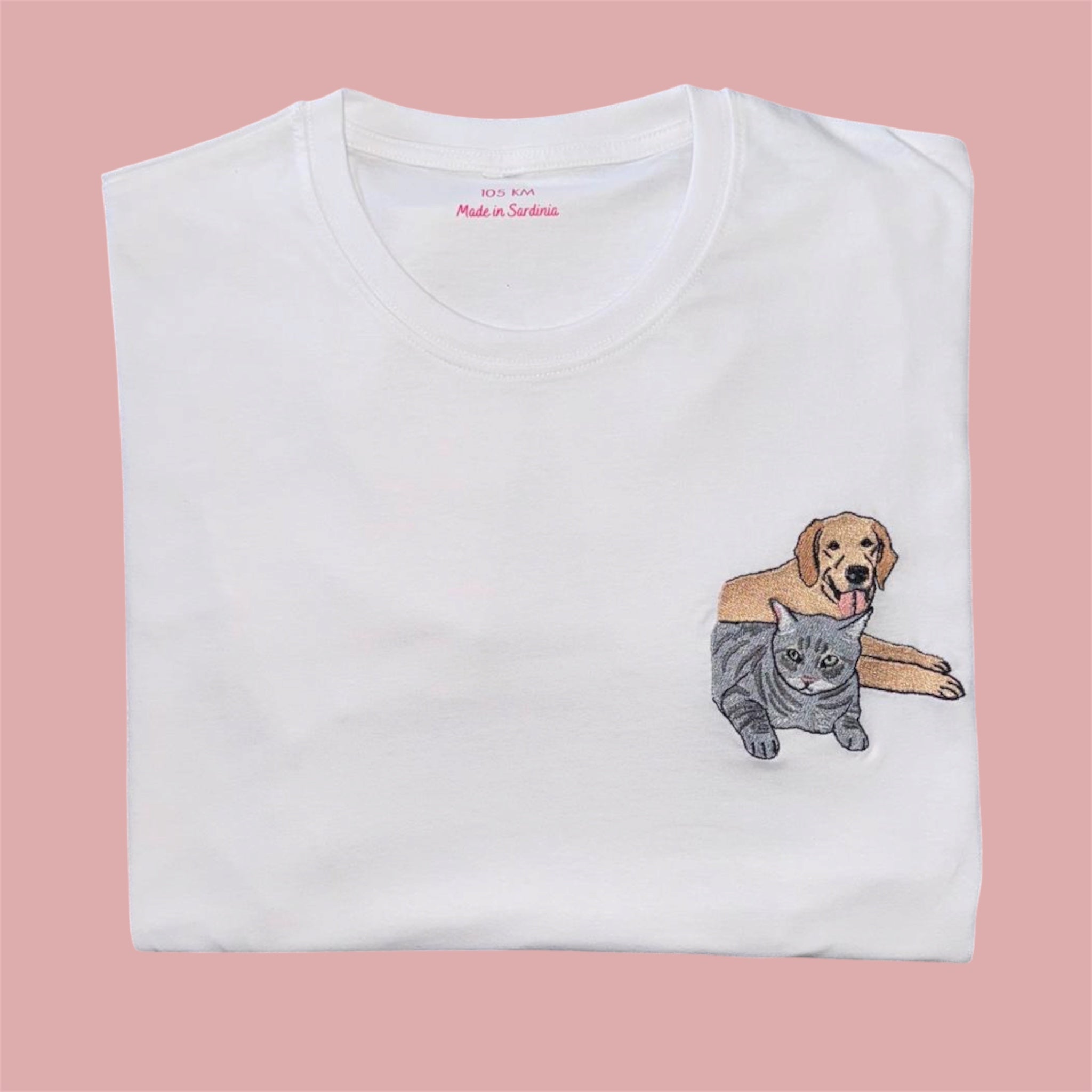 T-shirt con due animali con ricamo a colori