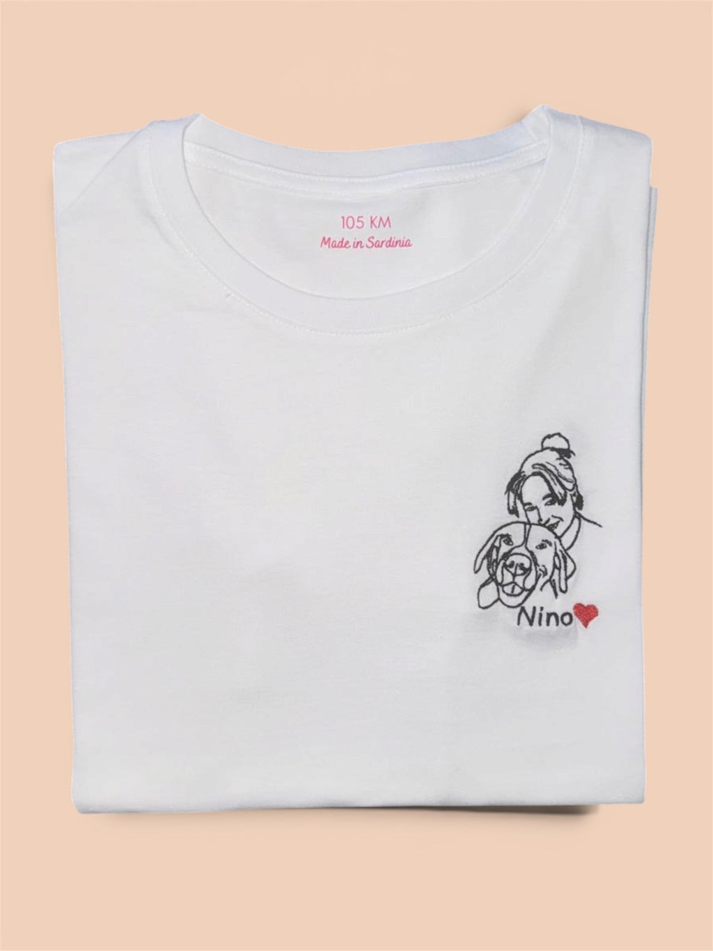 T-shirt con uno o due soggetti con ricamo solo contorno