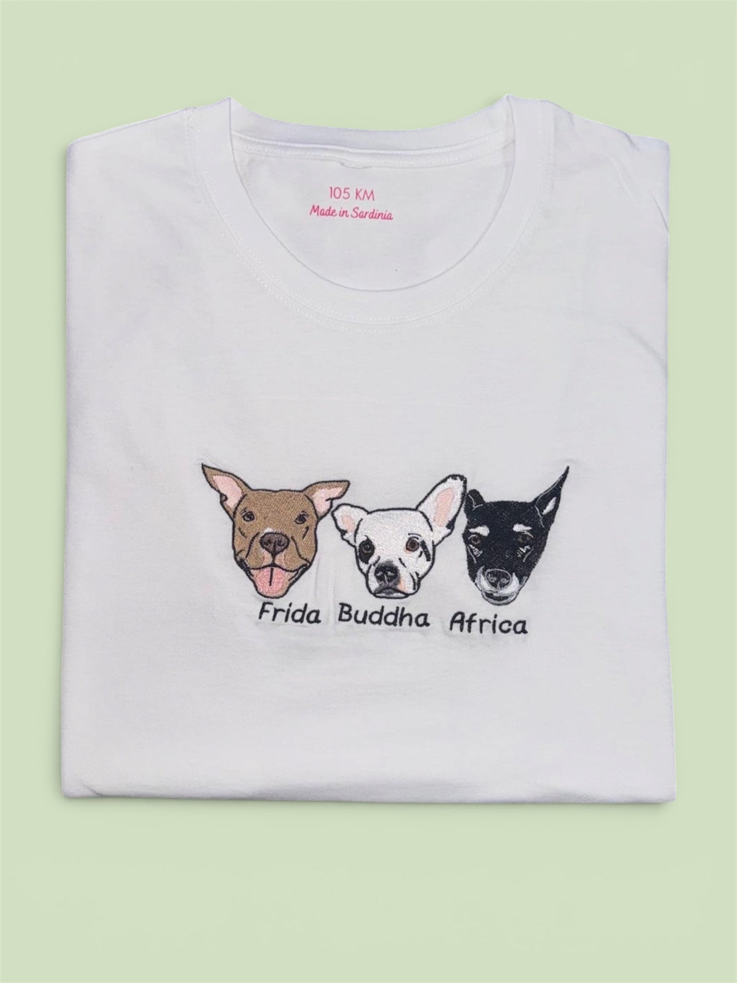 T-shirt con 3 animali con ricamo pieno